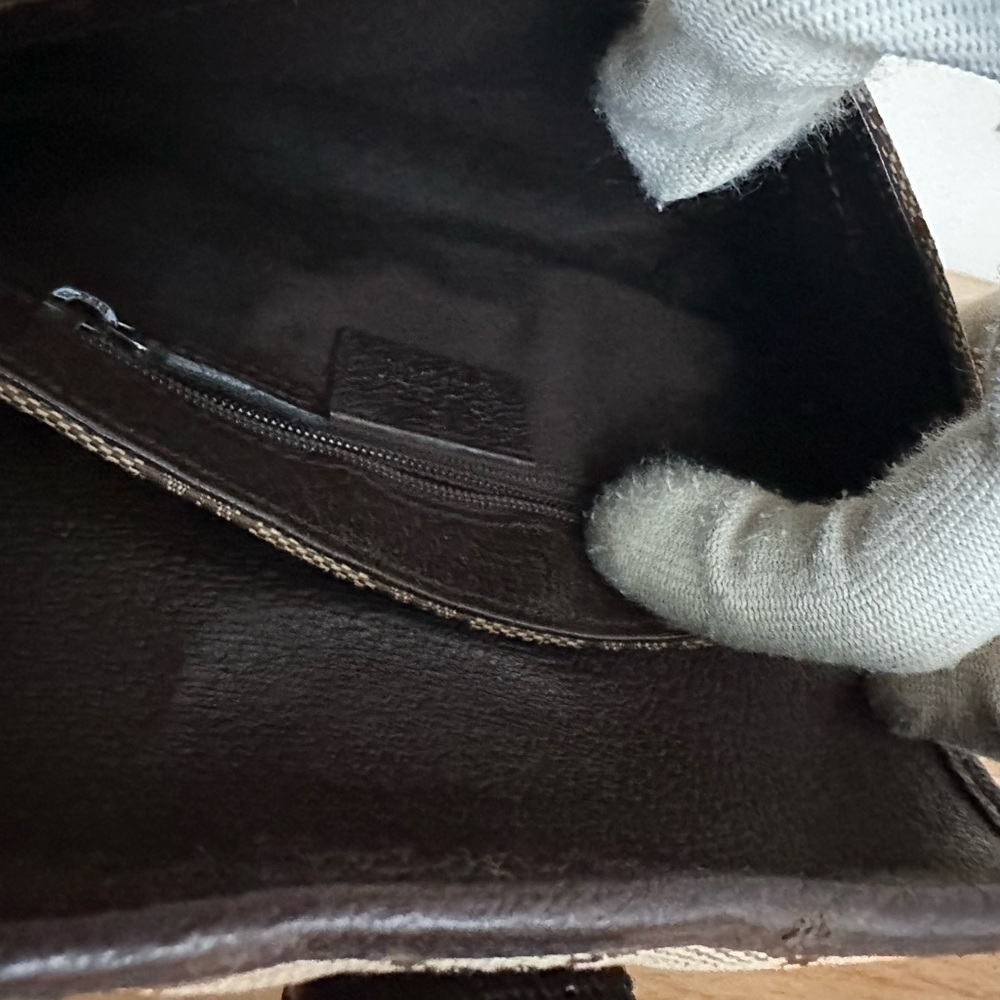 Gucci Belt Bag - Picture 15 of 15